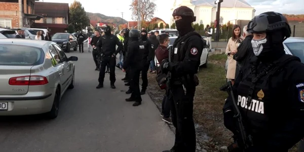 aglomeratie la bixad.foto