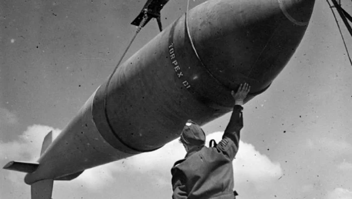 bomba polinia WW2 foto wikipedia commons