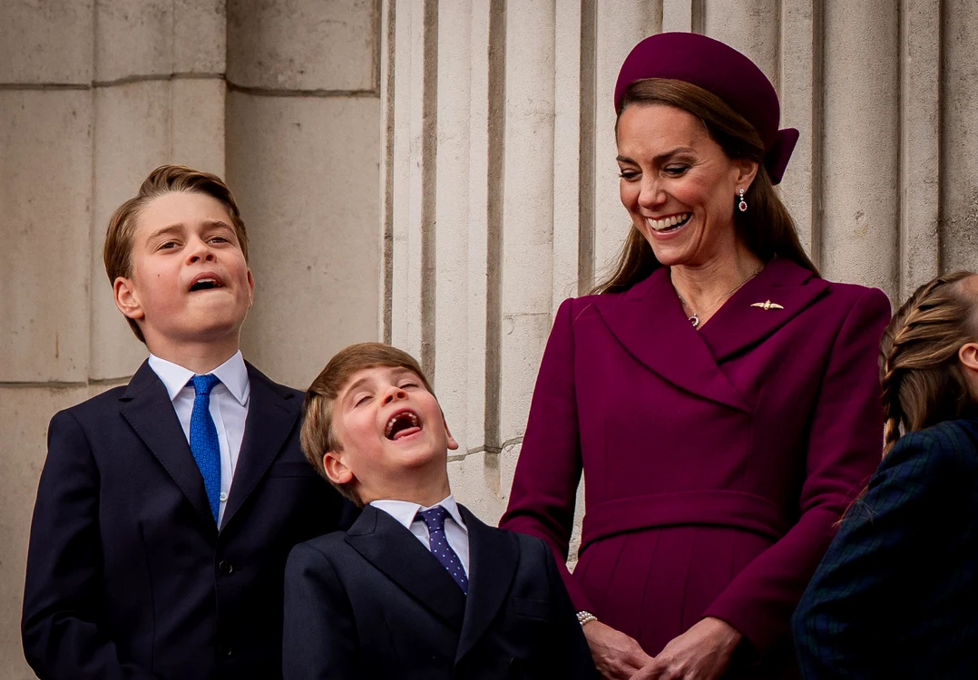 Kate și copiii George, Louis și Charlotte