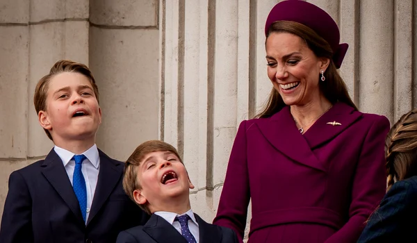 Prințul Louis cu Kate Middleton  foto   Profimedia jpg