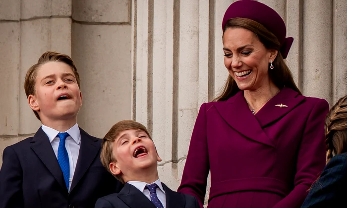 Prințul Louis cu Kate Middleton foto Profimedia jpg