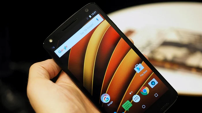 
    Moto X ForceMoto X Force  