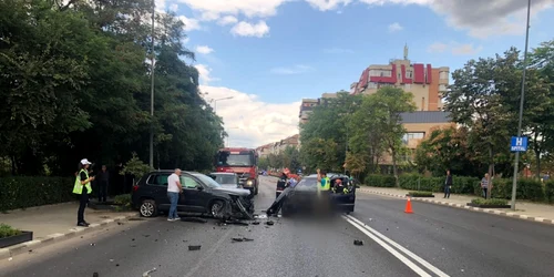 Coliziune pe principalul bulevard din Râmnicu Vâlcea soldată cu cinci victime printre care trei copii Foto Adevărul