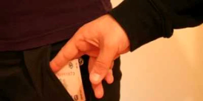 Bucureşti: Patru inspectori din Primăria Sectorului 1 trimişi în judecată
