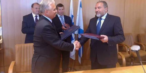 Ambasadorul Mihai Balan şi Avigdor Liberman, viceprim-ministru, ministru al Afacerilor Externe al Israelului 