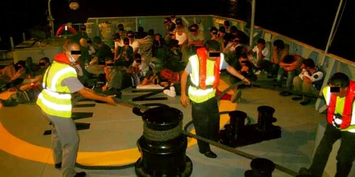 Ambarcaţiune cu 54 de migranţi din Orientul Mijlociu