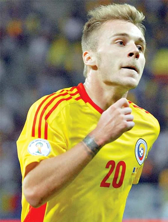 
    Alex Maxim  