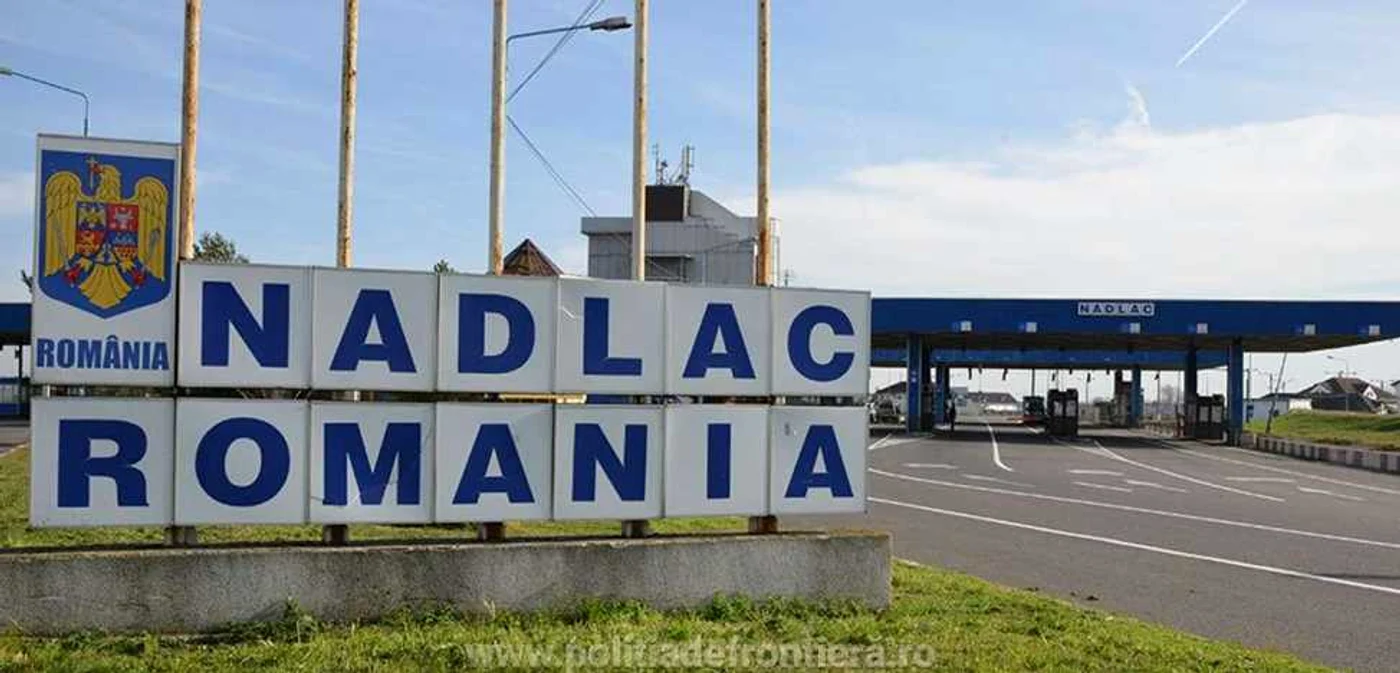 În vama Nădlac, traficul rutier a fost separat de cel de mărfuri pentru fluidizare. FOTO arhivă
