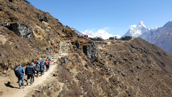 Turişti pe Himalaya FOTO arhivă personală Alexandra Mazilu