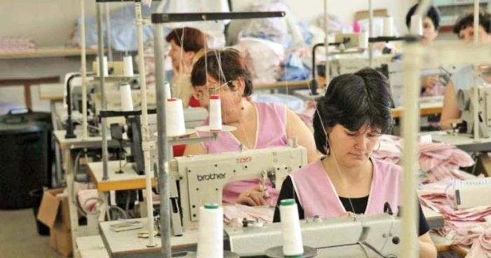 Noul Cod al Muncii a scos din zona neagră aproximativ 200.000 de locuri de muncă