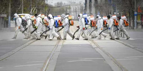 Dezinfecţie stradală Bucureşti covid 19 coronavirus FOTO Mediafax / Andreea Alexandru