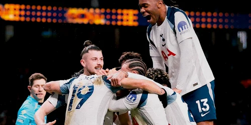 radu dragusin fb tottenham Hotspur1 jpg