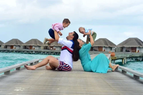 Familia Pascu în Maldive. foto: arhivă personală