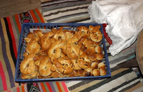 tradiţia piţărărilor de la crainici din ajun de crăciun FOTO Corina Macavei