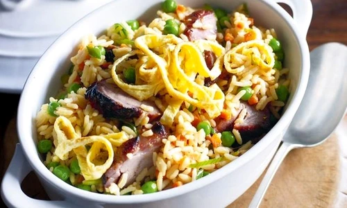 Carne de porc la gratar, cu orez prajit jpeg