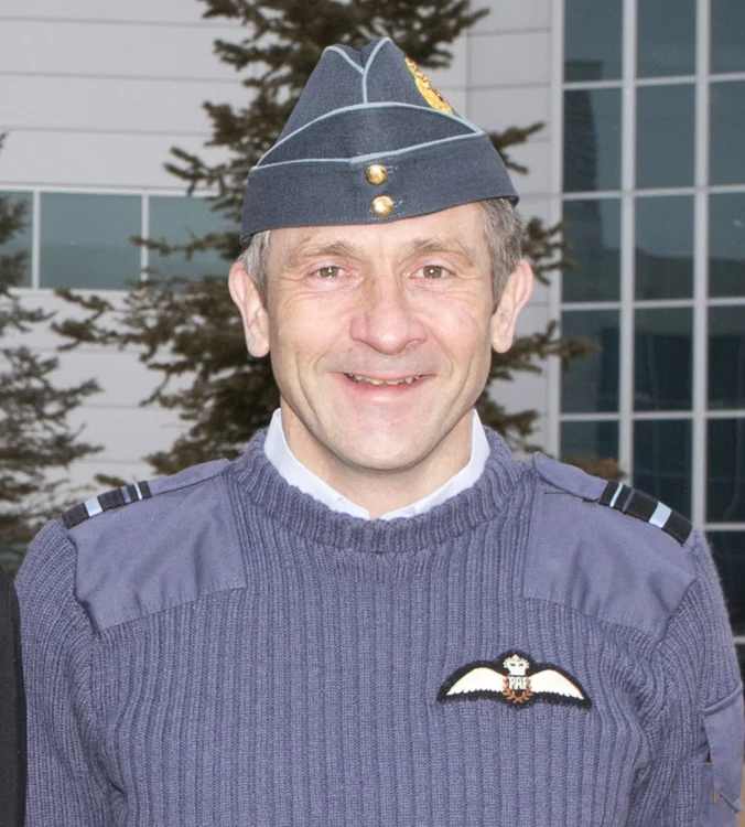 Foto: wikipedia / Mareşalul britanic al aerului, în retragere, Edward Stringer