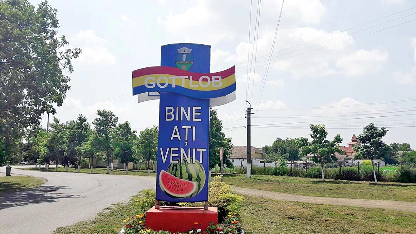 “Lubeniţa de Gottlob” este marcă înregistrată, motiv pentru care e desenată chiar pe panoul de la intrarea în localitate