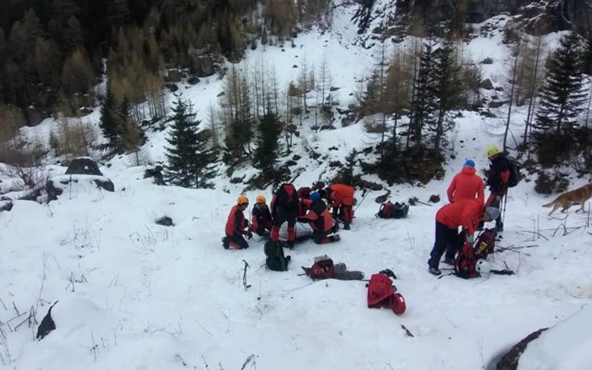morti valea morarului bucegi foto salvamont busteni