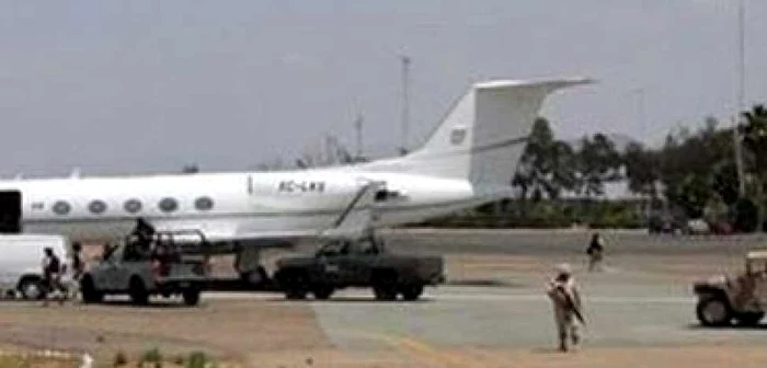 VIDEO Un avion cu 112 pasageri la bord a fost deturnat