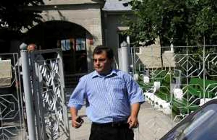 Constantin Mîndrilă, pe vremea când dădea cu subsemnatul la Parchet FOTO: Silvia Vrînceanu