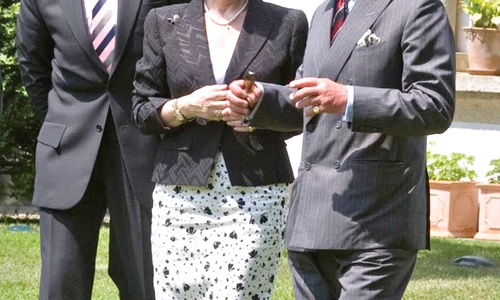 Tot ieri, Prinţul Charles  s a întâlnit la Arenele BNR cu Principesa Margareta  şi cu Principele Radu jpeg