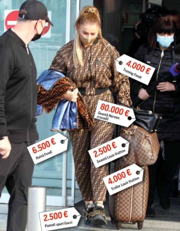 
    Anamaria Prodan nu putea să lipsească de la nunta unuia dintre cei mai celebri fotbaliști din RomâniaFoto: Facebook  