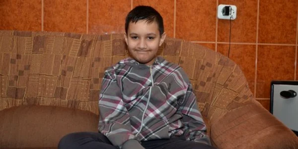 Vlăduţ are nevoie de tratament corespunzător şi poate fi tratat în Franţa
