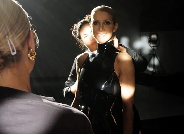 
    Celine Dion ar suferi de o boală degenerativăFOTO: Facebook/ Celine Dion  