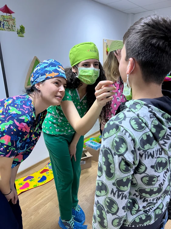 Copiii vor primi asistență stomatologică gratuită FOTO Adina Dogaru