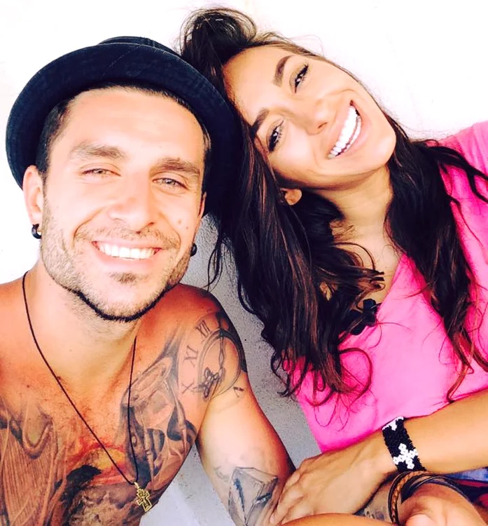 Ruby și dansatorul Adrian Robert (27 de ani) s-au cunoscut în 2012, la filmările clipului „Stinge lumina”