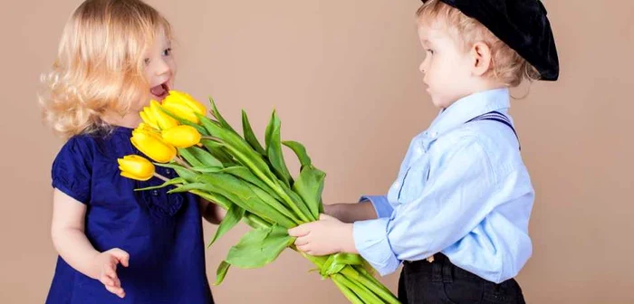 Peste 700 de adolescenţi cu vârste până în 14 ani au declarat că trăiesc în cadrul unei uniuni consensuale FOTO Shutterstock