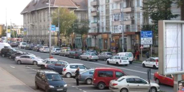 Neamţ: Trafic blocat în centrul oraşului (VIDEO)