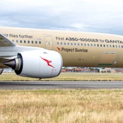A350 1000ULR MSN707 Qantas First flight landing AI PHO 0383 08 019 jpg