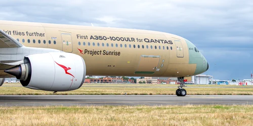 A350 1000ULR MSN707 Qantas First flight landing AI PHO 0383 08 019 jpg