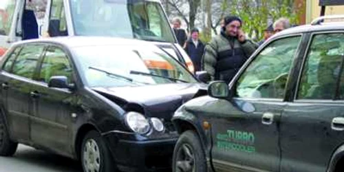 Accidentele rutiere se ţin lanţ pe strada Făgăraşului din Reşiţa