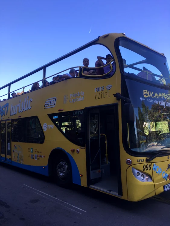 Autobuzul turistic Bucharest City Tour / Foto: Inquam