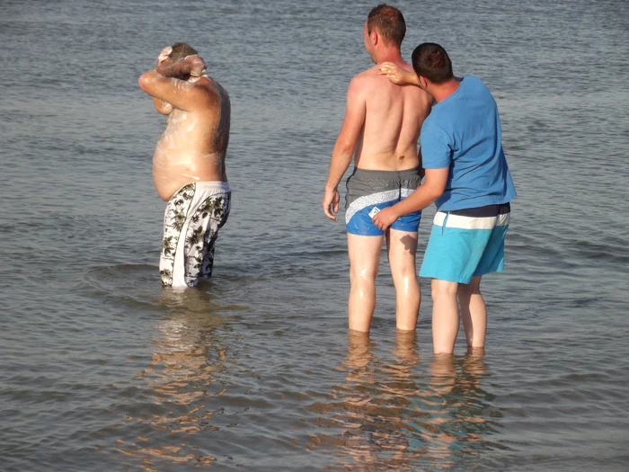 Turişti lipsiţi de bun simţFoto: "Adevărul"