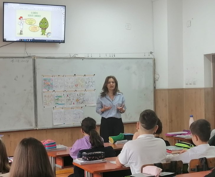 Copii învățați la școală cum să mănânce sănătos. „Nu mergem să slăbim elevii, ci să arătăm sursele corecte de nutrienți”