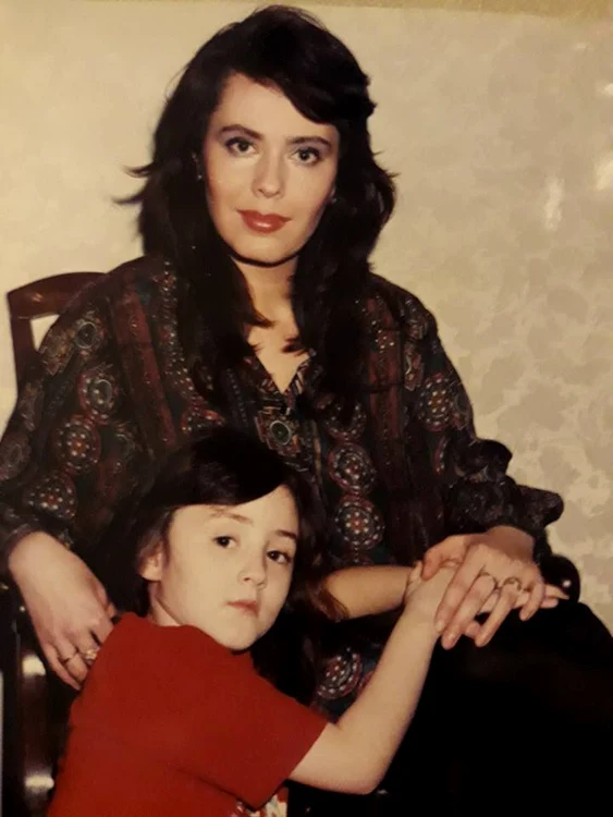 Mariana și Nidia au o legătură strânsă