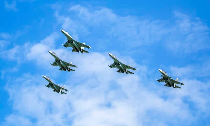 Avioane Suhoi din dotarea armatei chineze (© Ministerul Apărării al Federației Ruse)