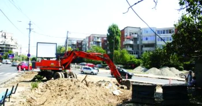 Craiova: Se lucrează la giratoriul de pe strada Fraţii Goleşti