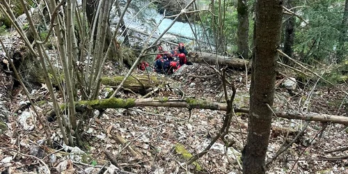 neamt barbat cazut in prapastie jpg