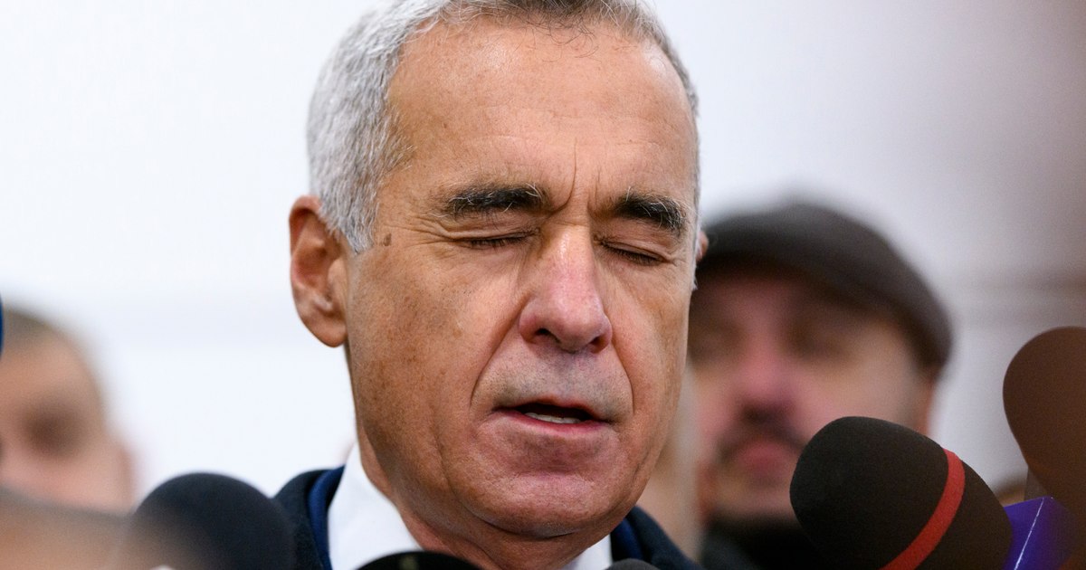 Călin Georgescu, ridicat de poliție și dus la Parchetul General pentru audieri