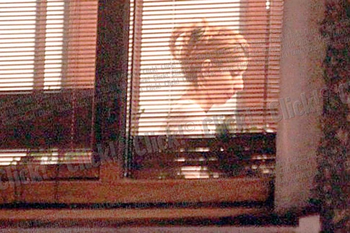 Blejnar a intrat în cabinetul  avocatului foarte îngândurat