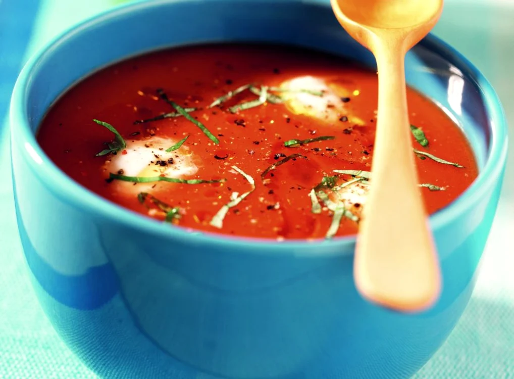 gazpacho cu mozzarella jpeg