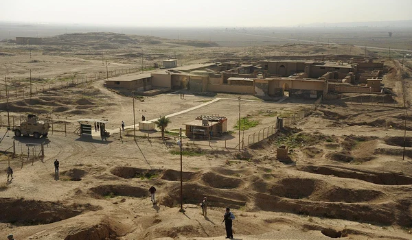 Vedere a sitului arheologic Nimrud 