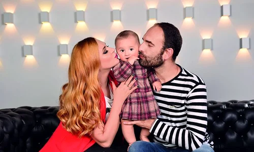 Kristina Cepraga este căsătorită cu James Goodwin, alături de care are o fetiţă, Aurora May, în vârstă de 5 ani jpeg
