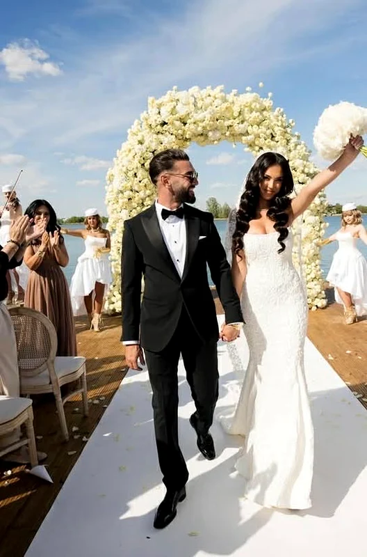Dorian Popa și Andreea, nuntă de vis pe malul lacului Buftea foto: Instagram 
