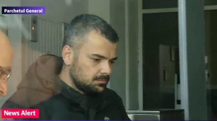 
    Primul care a ajuns la audieri a fost Costin Mincu (captură digi24)  