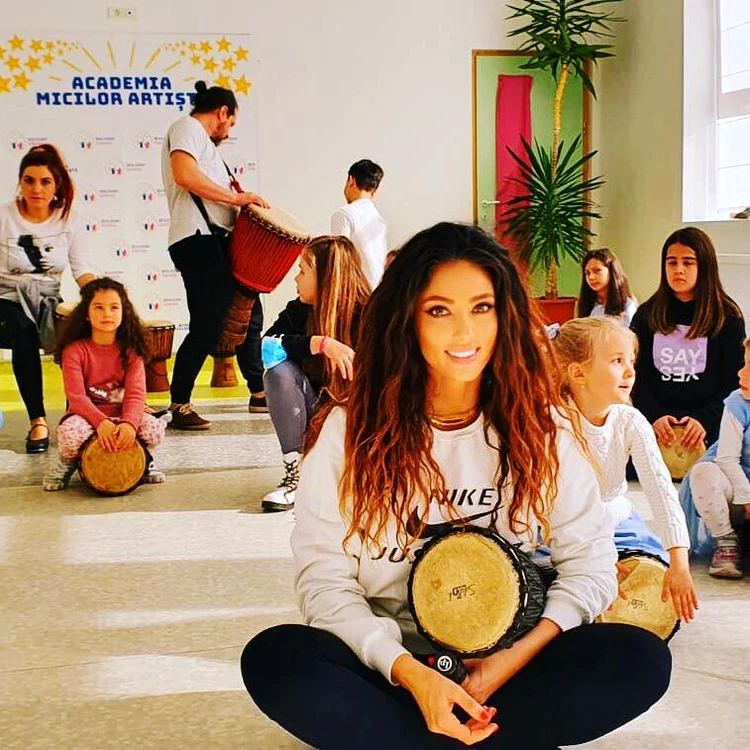 
    Claudia Pavel a lansat o surpriză de Ziua Copiluluifoto: Instagram  